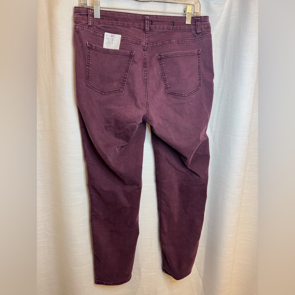 Waist 16. Women's Straight Leg Jeans in Burgundy